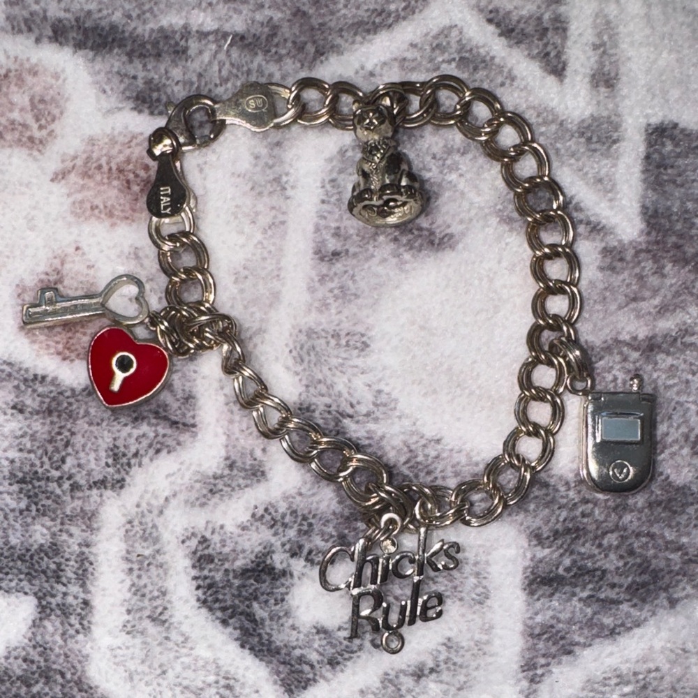 Sterling Silver Vintage SU charm bracelet made in Italy